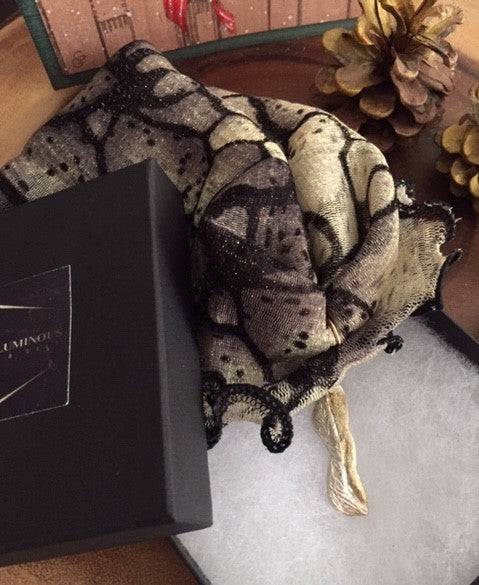 Keum boo (Silver &Gold) Leaf with Elegant Ruffle Design Necklace, Art Clay Silver Jewelry Handmade, Fine Silver, .999 Pure Silver with 24K gold sheet.